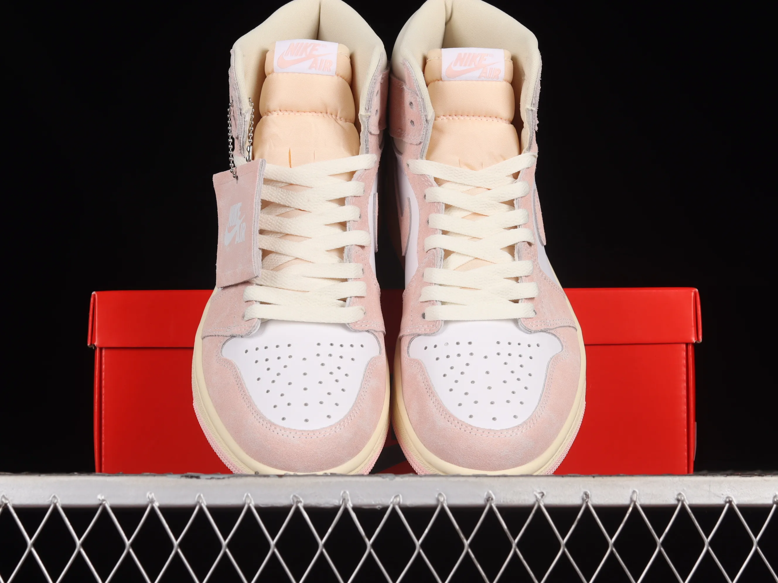 All categories Air Jordan Jordan series basketball shoes Air Jordan 1 High Air Jordan 1 High OG "Washed Pink" AJ1 Joe 1 washed pink high-top basketball shoes FD2596-600